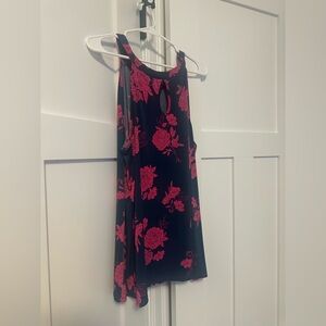 NWOT Torrid Blue and Pink Floral Tank Top